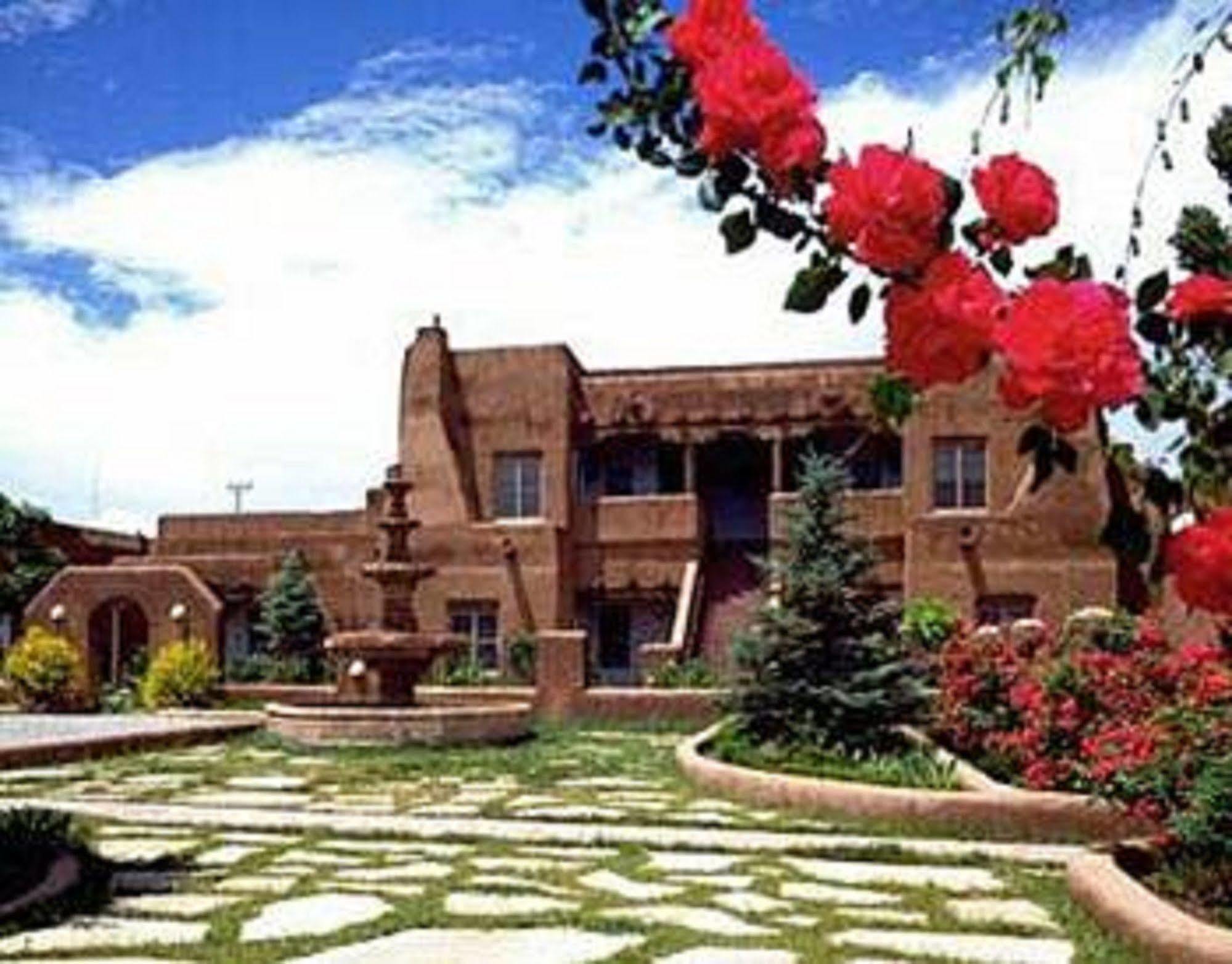Inn At The Delta Española Extérieur photo